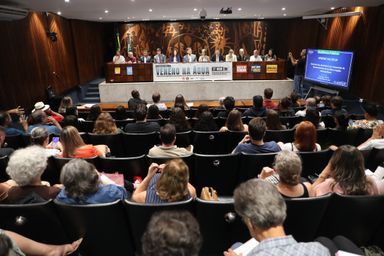Assembleia Legislativa debate impactos dos agrotóxicos na contaminação de mananciais
