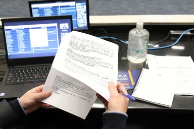 Deputados votam em plenário a PEC que trata da concessão de serviços públicos