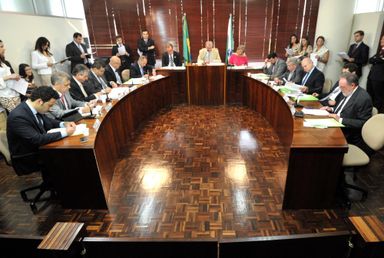 CCJ apresenta balanço das atividades desenvolvidas em 2014