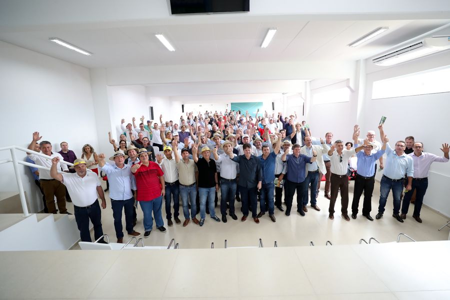 reunião estrada do colono