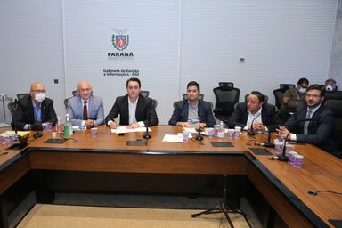 Governador sanciona lei que autoriza repasse de R$ 37,7 milhões da Assembleia para a saúde