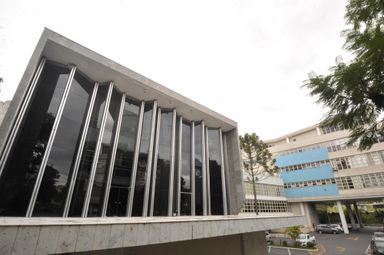 PEC da Juventude começa a ser votada em Plenário na sessão de segunda-feira (17)