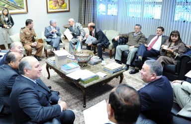 Comitiva chilena visita a Assembleia