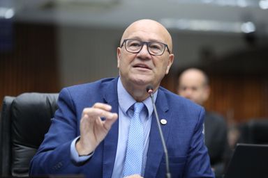 Presidente da Comissão de Orçamento destaca volume de investimentos do Poder Executivo previsto para 2026 no Paraná
