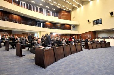 Projeto que cria cargos no Ministério Público recebe emenda e volta à CCJ