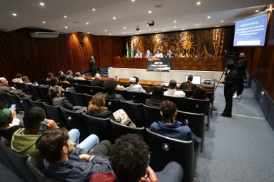 Audiência pública discute inserção da população negra no mercado de trabalho