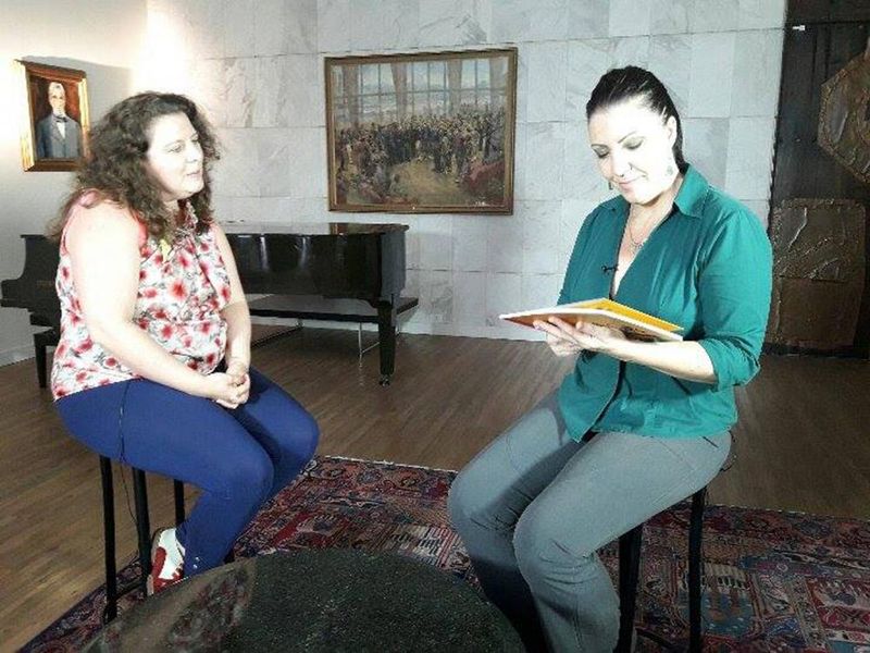 Autores Paranaenses - Yvette Pais