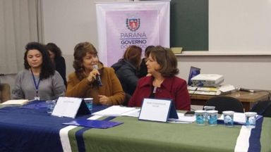 Procuradoria da Mulher da Alep é apresentada em reunião estadual de lideranças femininas