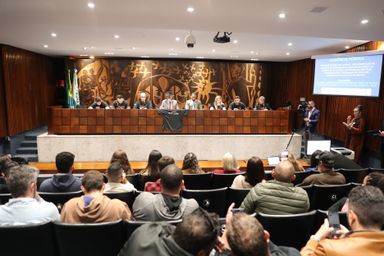 Audiência pública debate a regulamentação das atividades de motoristas de aplicativos