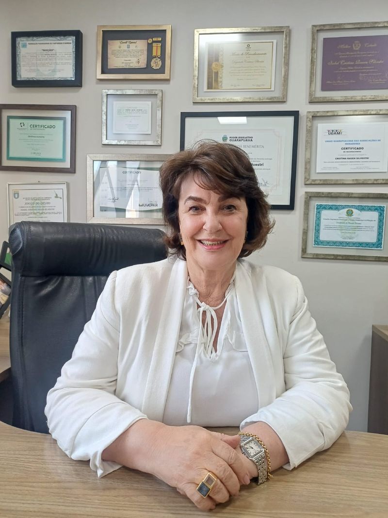 cristina laudos