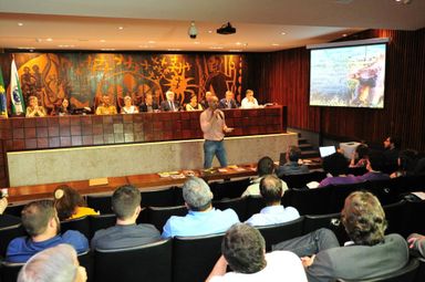 Assembleia debate medidas para a redução de acidentes com animais nas estradas do Paraná