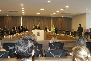 CCJ aprova projeto que redefine divisas de Maringá e Sarandi
