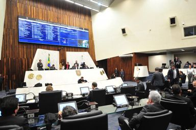 Assembleia aprova propostas do Executivo que tratam de crédito para micro e pequenas empresas e dívidas tributárias