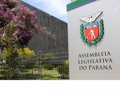 Justiça determina a desocupação imediata da Assembleia Legislativa e multa diária de R$ 30 mil