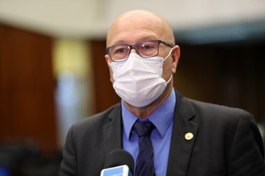 Deputado destaca o esforço para eliminar a sífilis congênita no Paraná