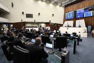 Proposta que amplia efetivo da Polícia Militar avança na Assembleia