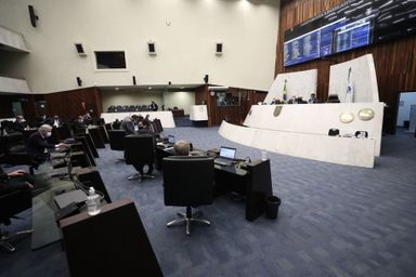 Projeto que institui o ensino domiciliar no Paraná é aprovado em 1º turno