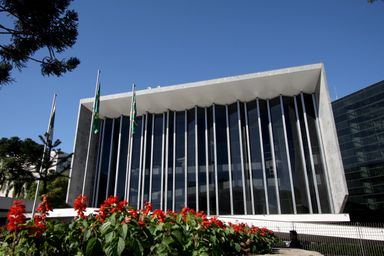 Assembleia anuncia pauta da sessão plenária desta segunda-feira (25)