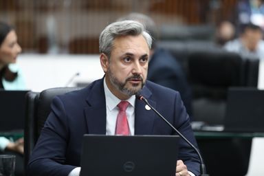 Deputado Fabio Oliveira (Podemos) pede esclarecimentos sobre arrecadação dos pedágios no Paraná