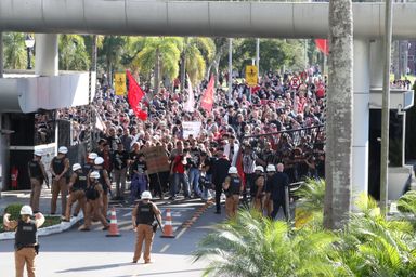 Assembleia Legislativa avalia bens públicos danificados durante invasão