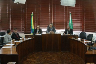 Comissão de Segurança aprova projeto que reforça combate à violência contra as mulheres