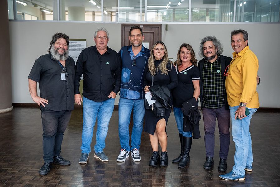 gou reunião circo