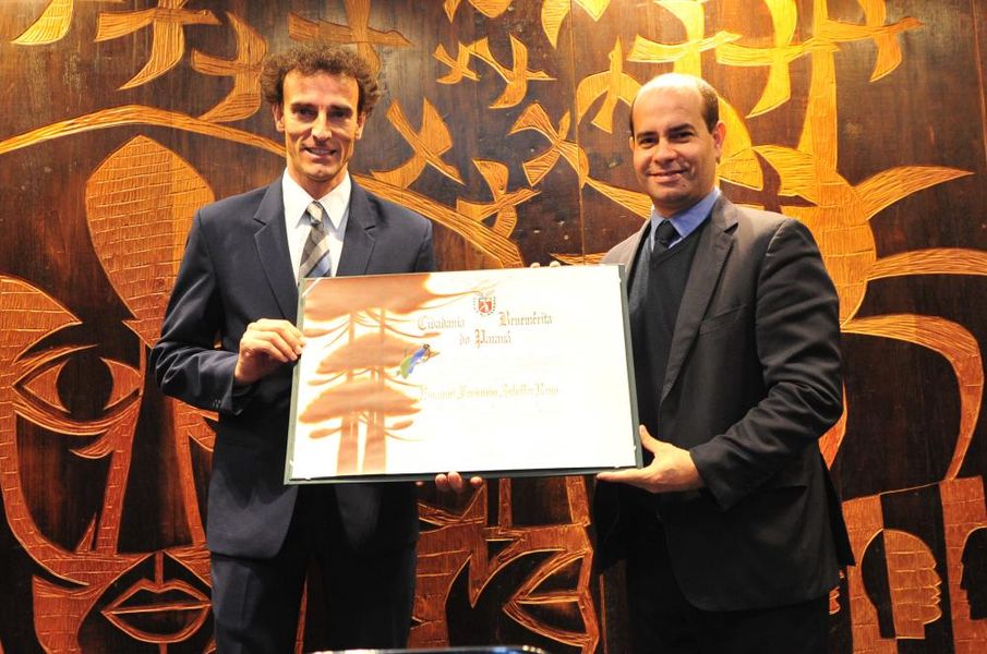 Emanuel do Volei