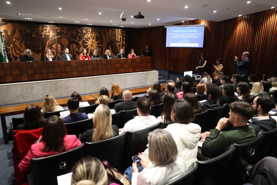 aud pub bancada feminina