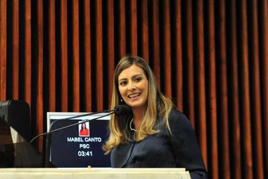 Deputados estreiam na tribuna e reafirmam compromissos