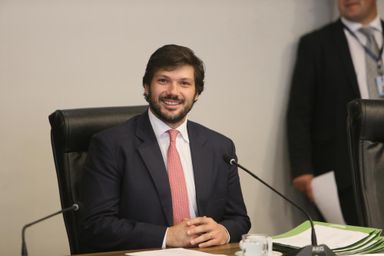 Na terça-feira (10) CCJ volta a discutir o projeto que trata da licença especial de servidores