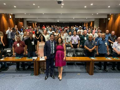 Deputada Maria Victoria (PP) defende parcerias e destaca municipalismo em evento da Uvepar