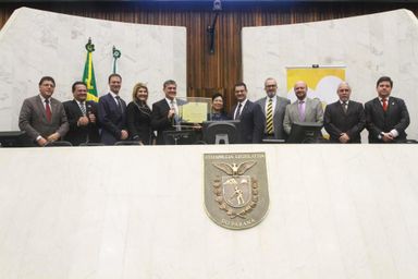 Defesa da educação marca homenagem aos 110 anos da UTFPR