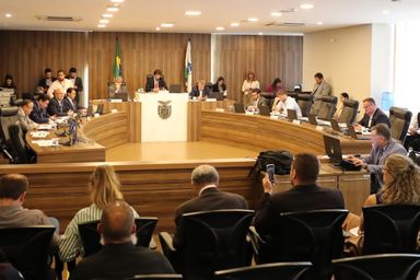 CCJ analisa série de projetos do Executivo tratando de medidas administrativas do Estado