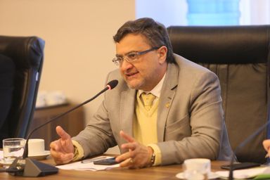 CCJ aprova projeto que dispõe sobre cuidados paliativos para pacientes da rede de saúde