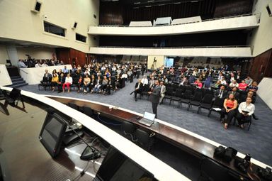 Diretor de Plenário detalha normas sobre votações dos projetos