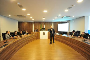 Assembleia inicia terceira edição do Parlamento Universitário com treinamento para os estudantes