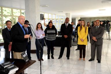 Livro que retrata o movimento negro no Paraná é lançado na Assembleia