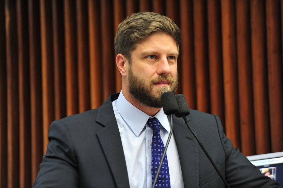 requião filho ccj