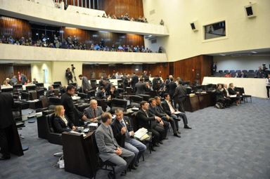 Última turma de candidatos a conselheiro do Tribunal de Contas fala na tribuna da Assembleia