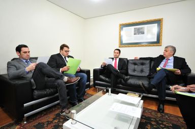 Programa Rede Jovem tem parecer favorável na Comissão de Defesa dos Direitos da Juventude