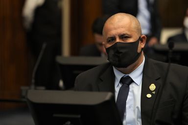 Deputado pede que governador conceda auxílio-alimentação aos PMs