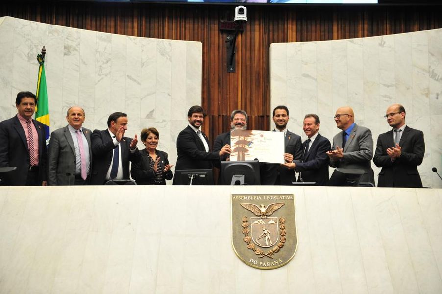 Sessão Solene de outorga do título de Cidadania Benemérita do Paraná a Mario Sergio Cortella