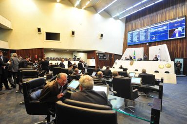 Assembleia aprova projeto de lei que combate a violência obstétrica e reforça direitos das gestantes