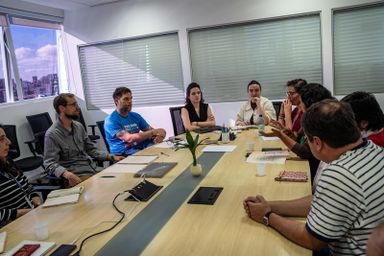 Deputado Goura (PDT) participa de reunião com representantes das escolas Waldorf