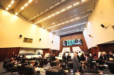 Deputados aprovam em primeiro turno projeto que dispõe sobre o Conselho Estadual das Cidades