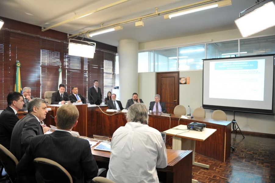 CPI dos Pedágios reunida na manhã desta terça-feira (03) na Sala das Comissões da Alep.