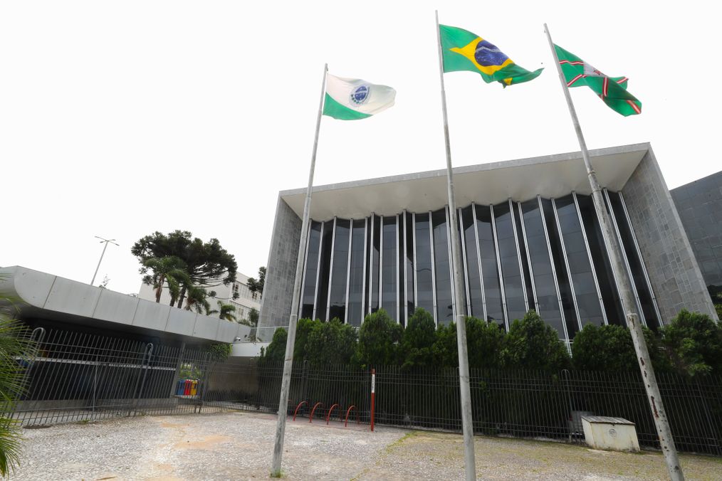 Discussões sobre direitos sociais e gestão pública, além de homenagens, marcam a agenda da Assembleia na próxima semana