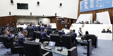 Assembleia aprova projeto que amplia ações de incentivo à amamentação no Paraná