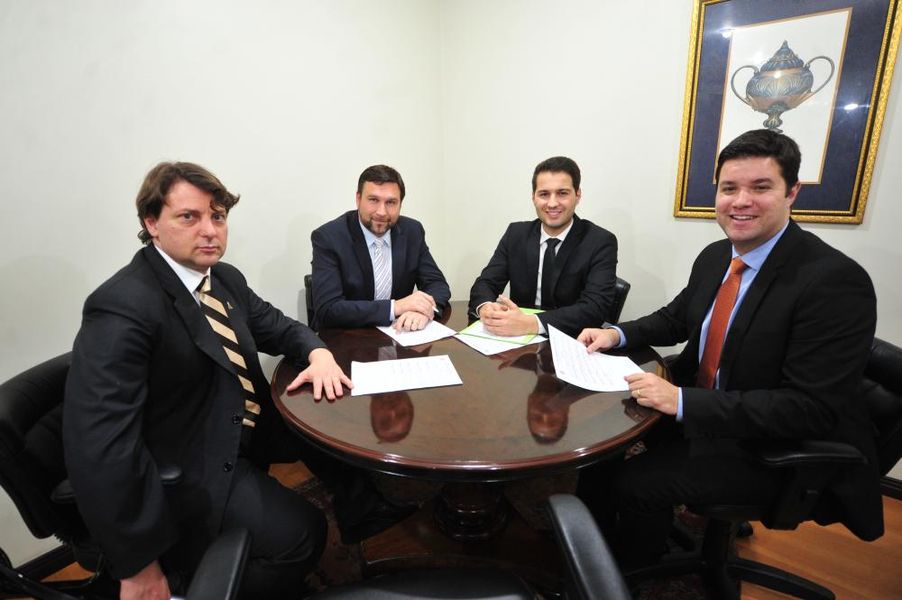 Comissão de Indústria e Comércio