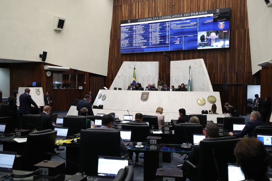 sessão polícia bombeiros